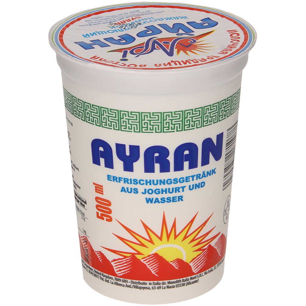 Verfrissingsdrank van yoghurt en water "Ayran"