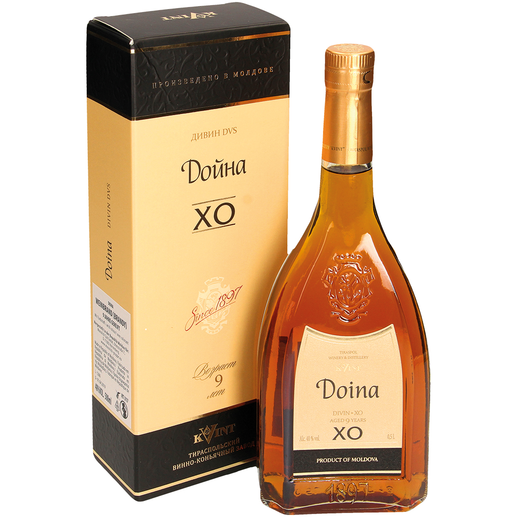Cognac (Brandy) "Doina" in geschenken doos/ 9 jaar