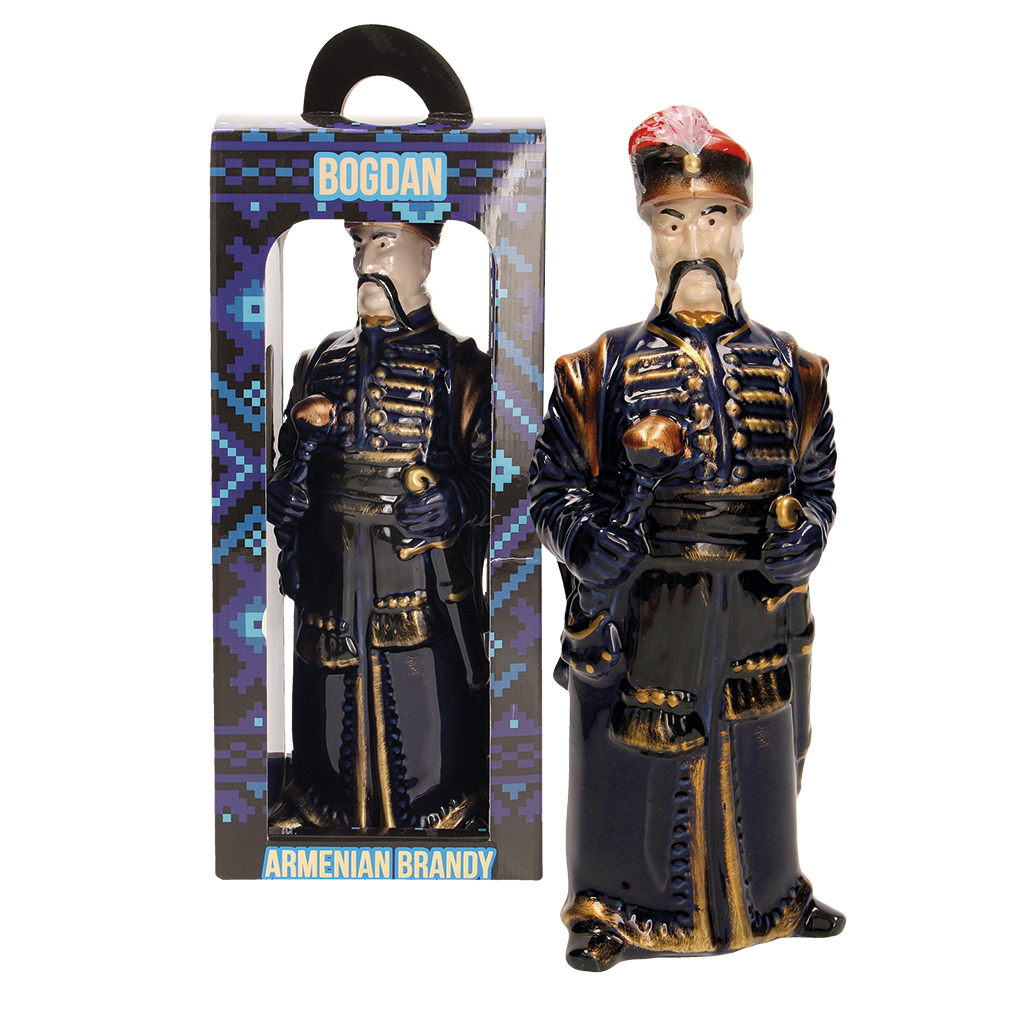 Армянский коньяк Богдан керамика в подарочной упаковке, 40%
