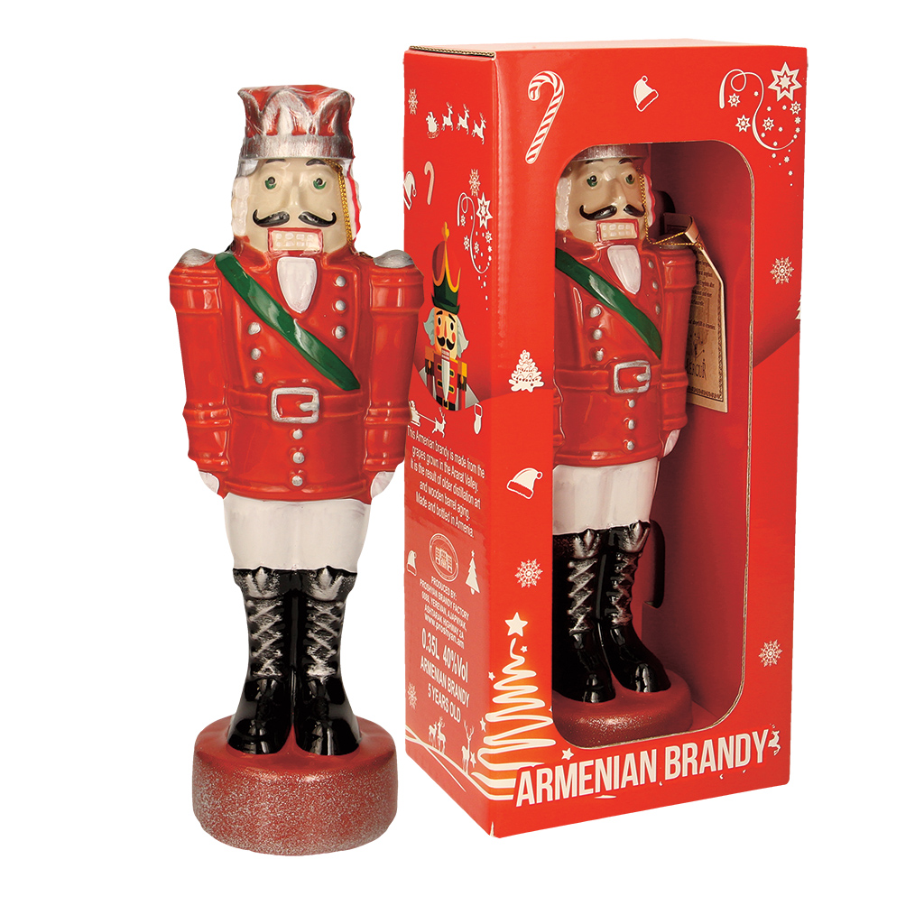 Arm. Brandewijn Notenkraker Keramiek in Cadeauverpakking, 40