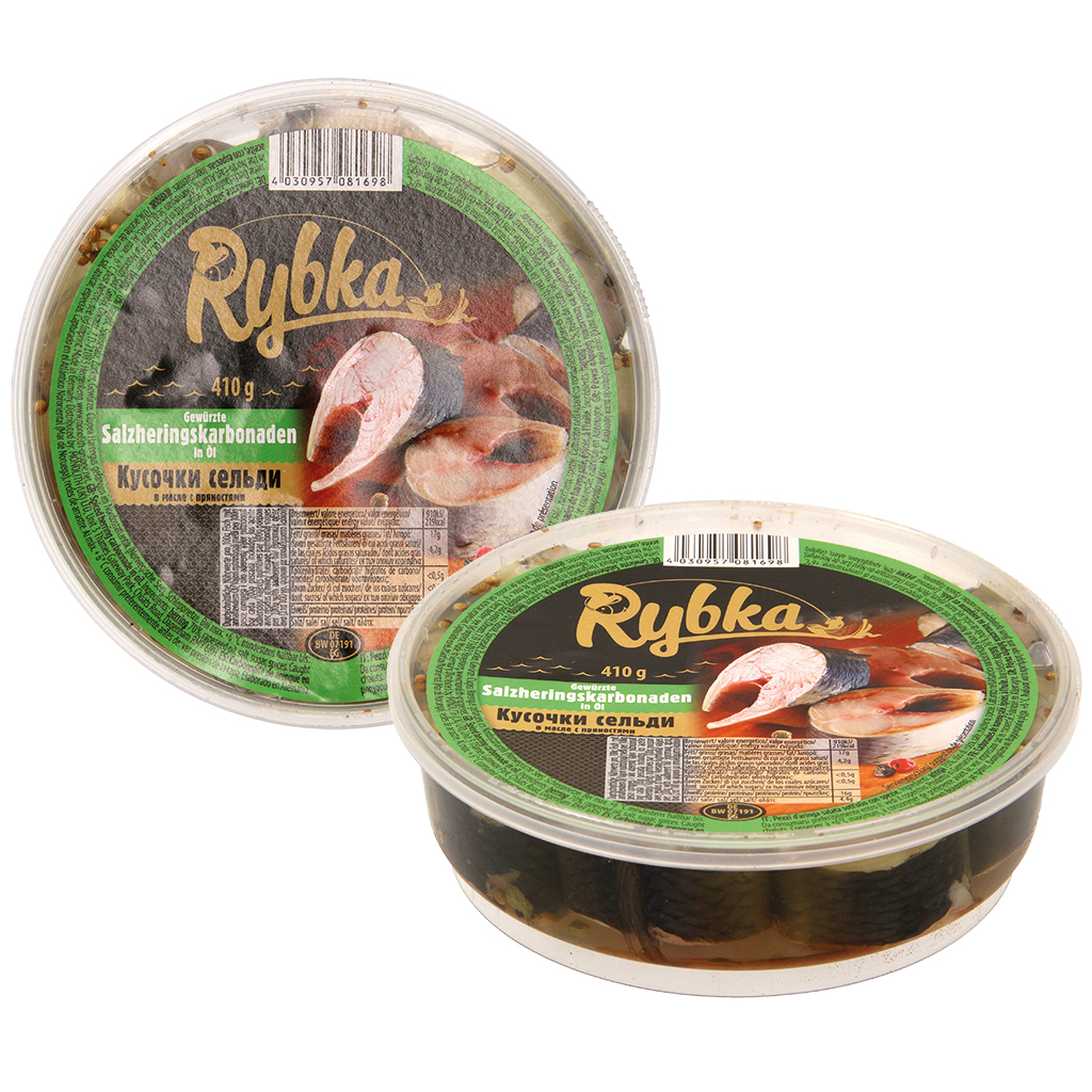 Gekruide zoute haringburgers in olie