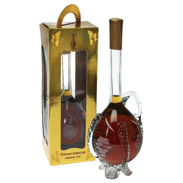 Armeense brandy ""Karaffe"" 40% vol. in geschenkdoos