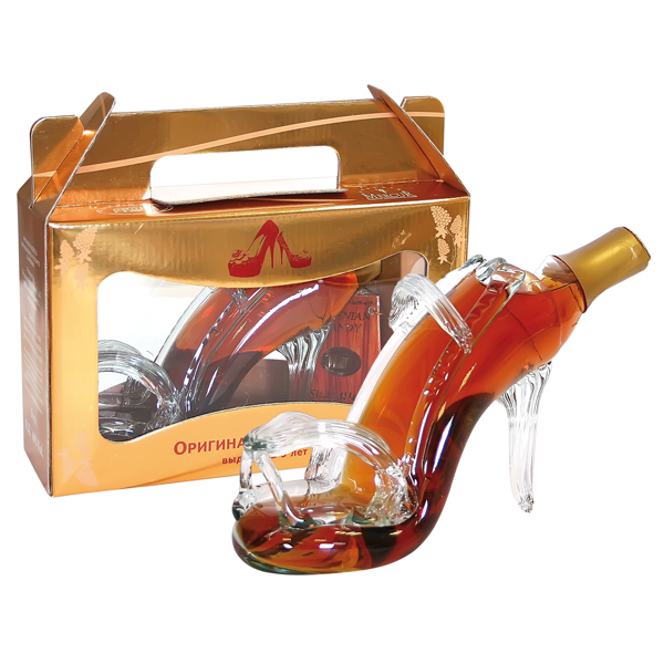 Armeense brandy ""Damenschuh"" 40% vol. in geschenkdoos