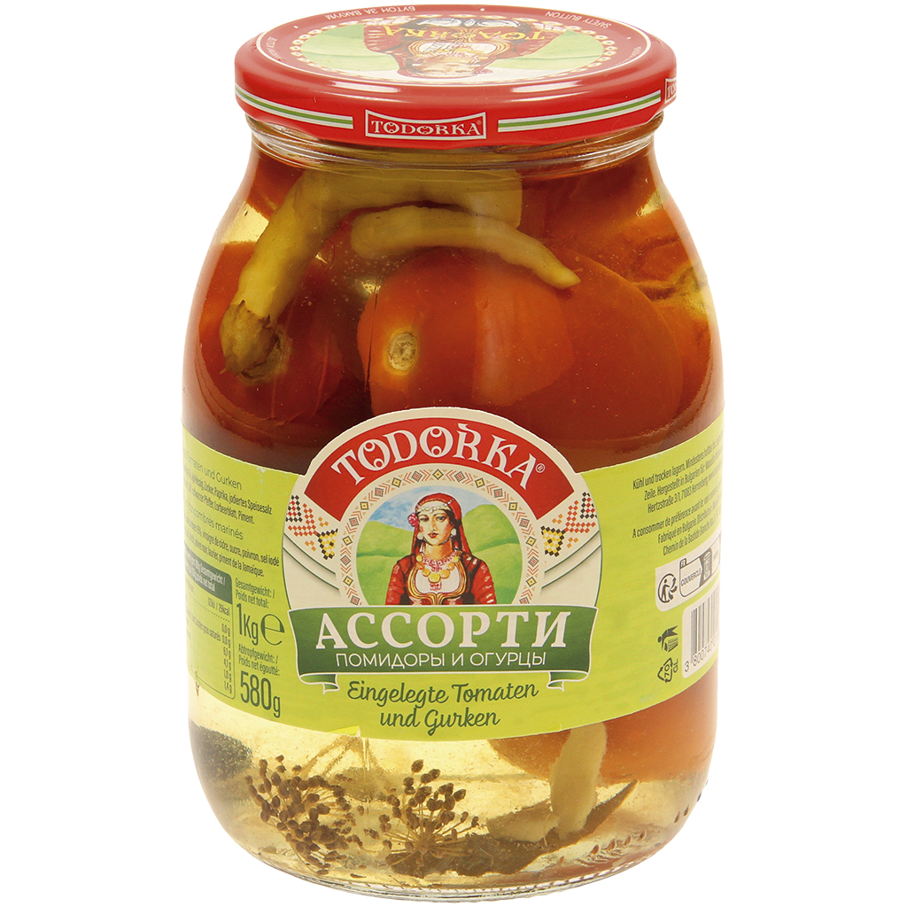 Ingelegde tomaten en komkommers