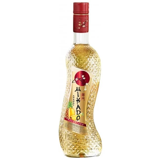 Mikado zoete witte wijn met ananas smaak 6,9% 0,7l
