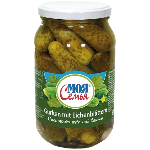 Ingelegde augurken met eikenbladeren