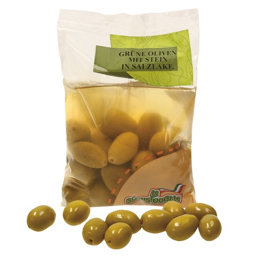 Groene olijven met pit in zoute oplossing.