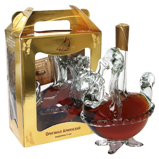 Armeense brandy ""Jacht"" 40% vol. in geschenkdoos