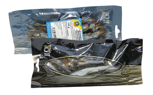 Capelin niet schoongemaakt, gedroogd en gezouten