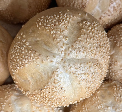 Kaiserka met sesamzaadjes